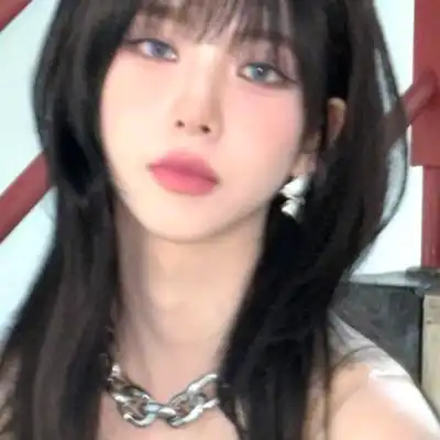 胡立